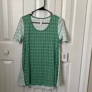 LuLaRoe Perfect T (NWT)
